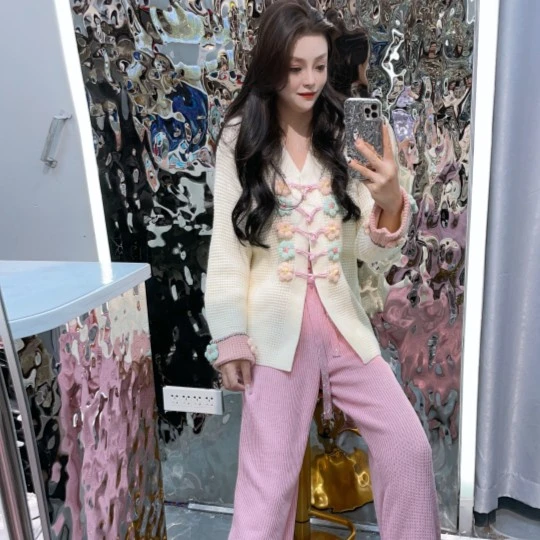 花朵国风重工毛衣