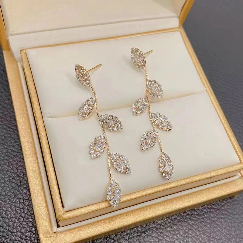 铜合金耳饰 个性气质百搭树叶长款流苏耳环女潮耳坠N2022