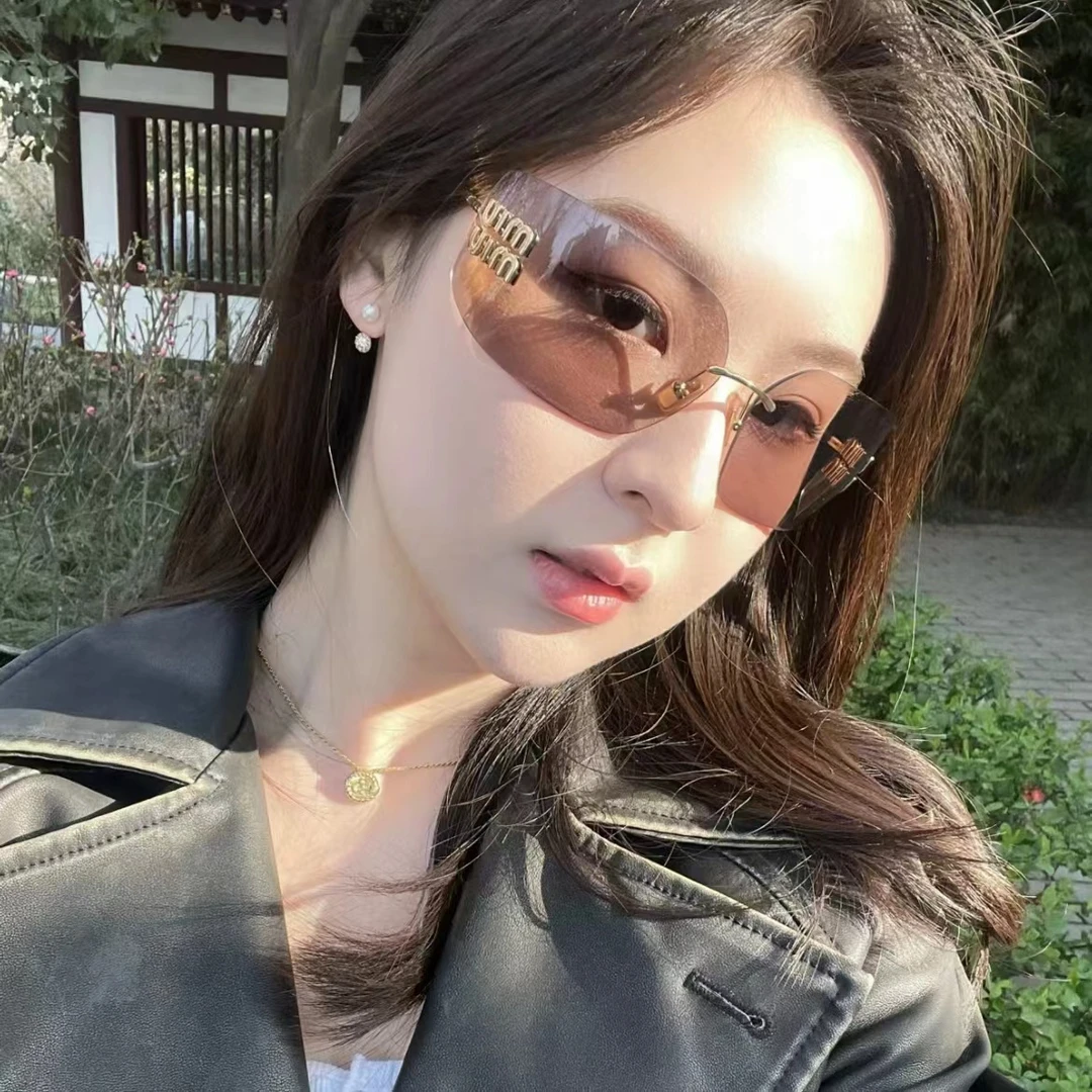 99新 MIU MIU/缪缪 玫瑰金无框曲面墨镜 未来风 蔡司镜片