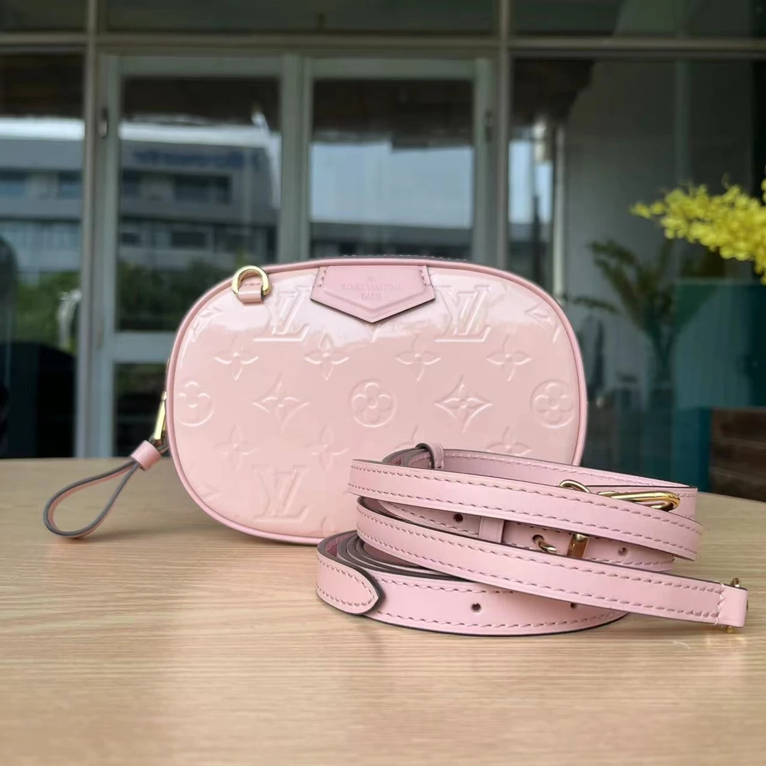 99新 LouisVuitton/路易威登 LV粉色漆皮两用腰包/单肩包
