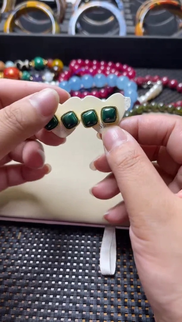 【闪购商品】碧玺颈饰未镶嵌0