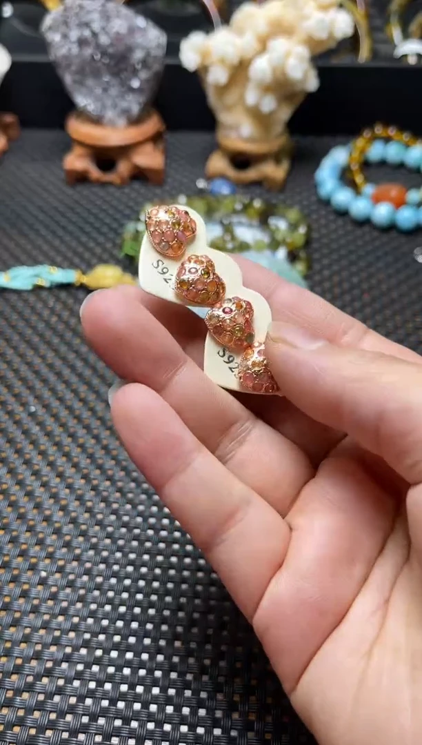 【闪购商品】翡翠挂件未镶嵌0