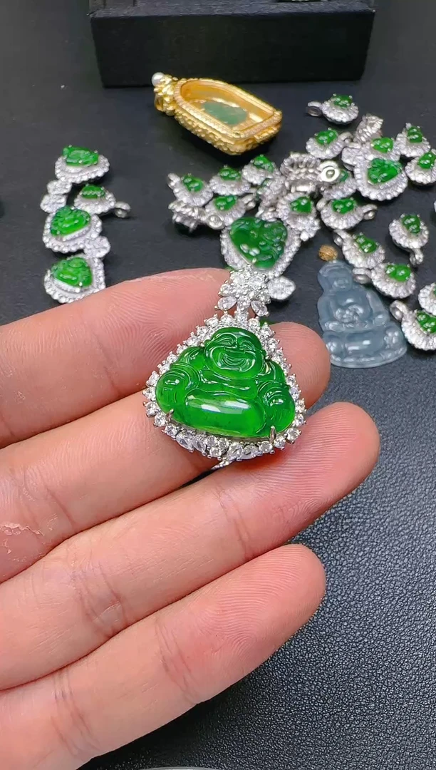 【闪购商品】翡翠颈饰未镶嵌佛公265