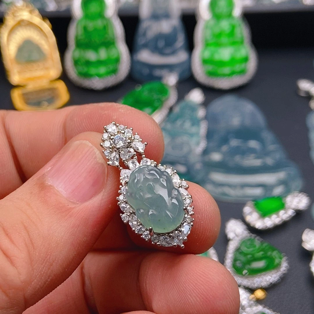 翡翠吊坠(不含链)未镶嵌242吊坠