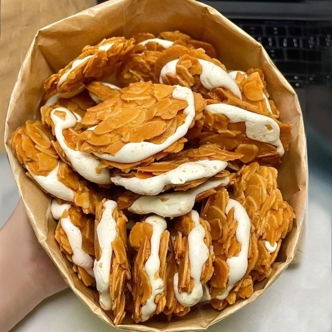 扁桃仁软心酥牛轧杏仁夹心酥拉丝坚果饼干薄脆网红追剧特产小零食
