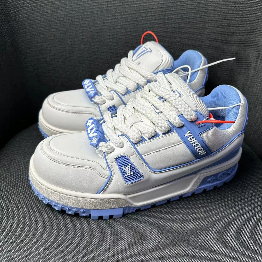 LouisVuitton/路易威登天空蓝胖丁Trainer休闲板鞋(海蜀黍福利)