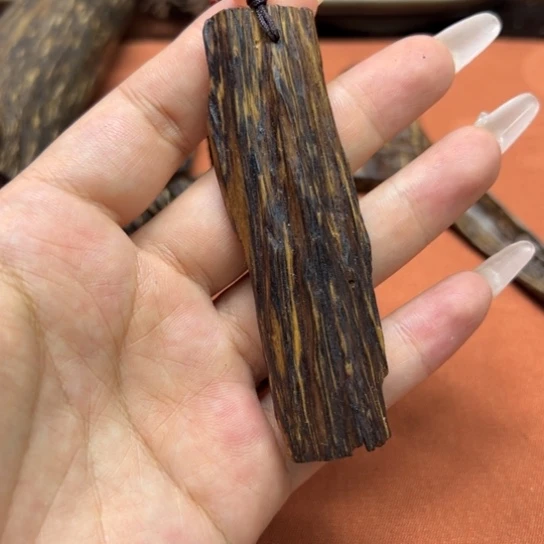 沉香吊坠馨安居沉香只做老料