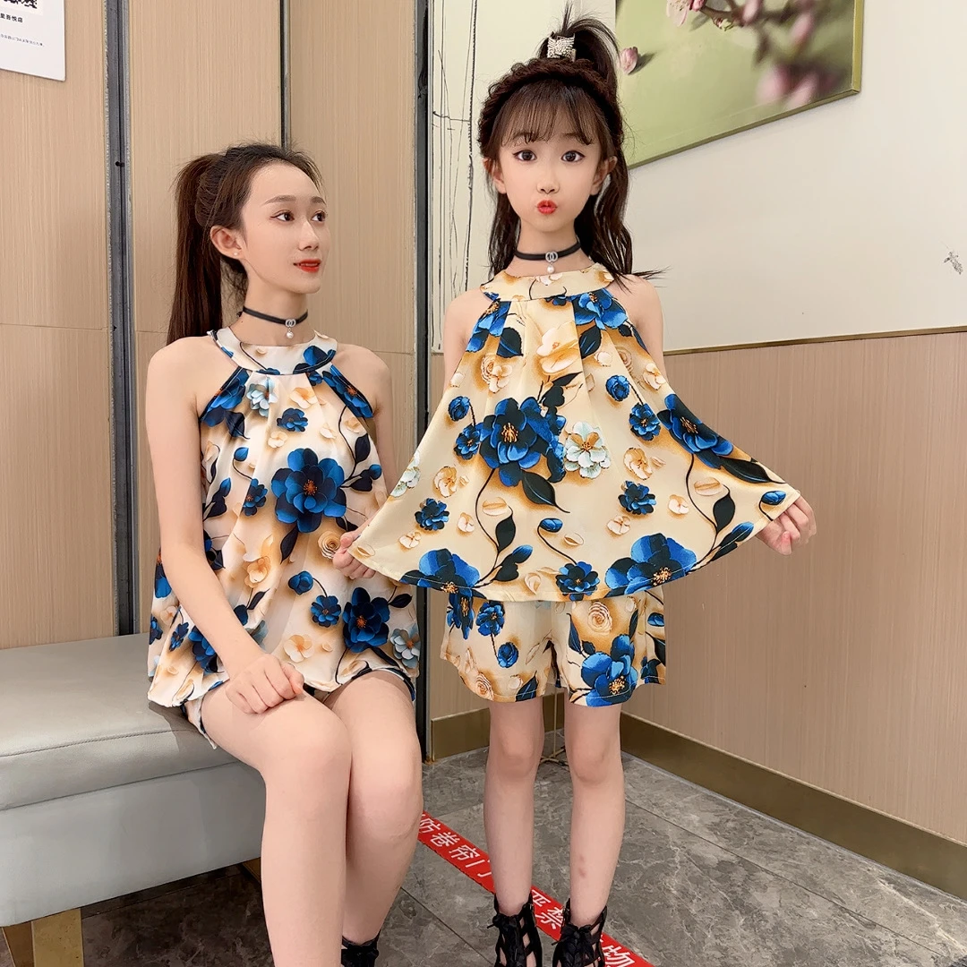 （蓝色妖姬）2024女童夏季韩系时尚洋气轻薄花朵3D立体挂脖套装