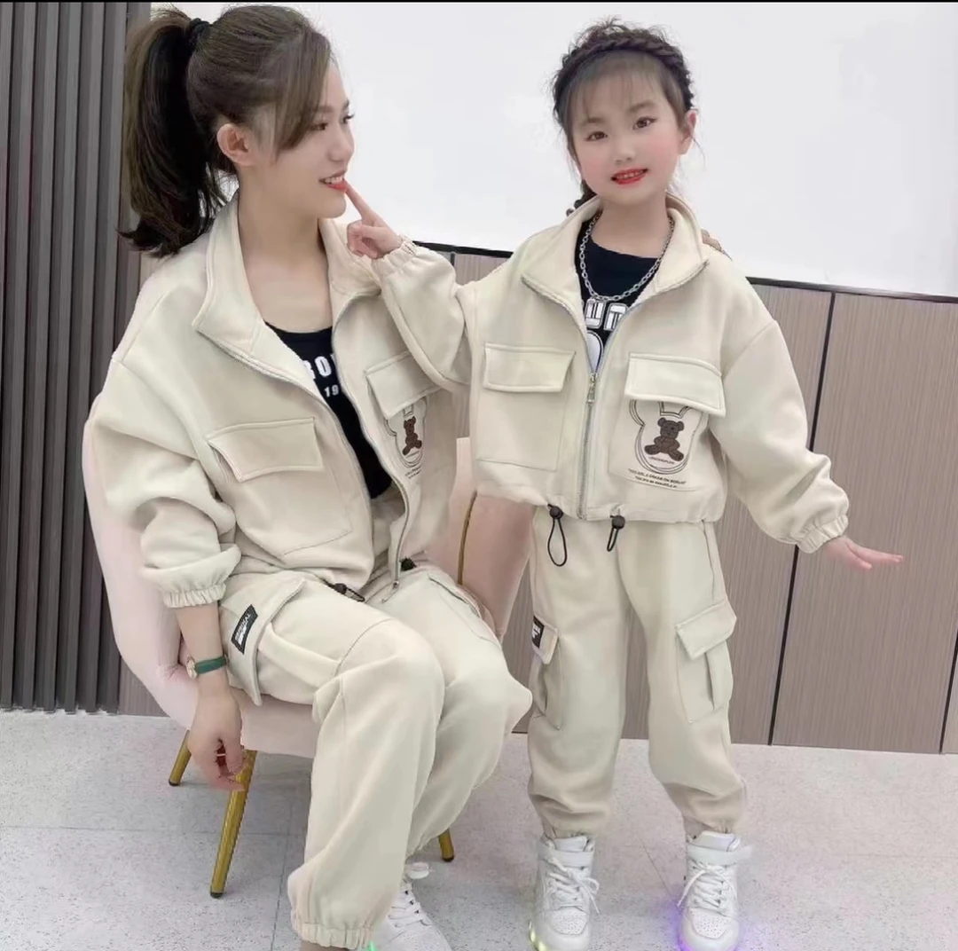 （兄妹款）2024秋上新韩系时尚洋气小熊工装风运动套装