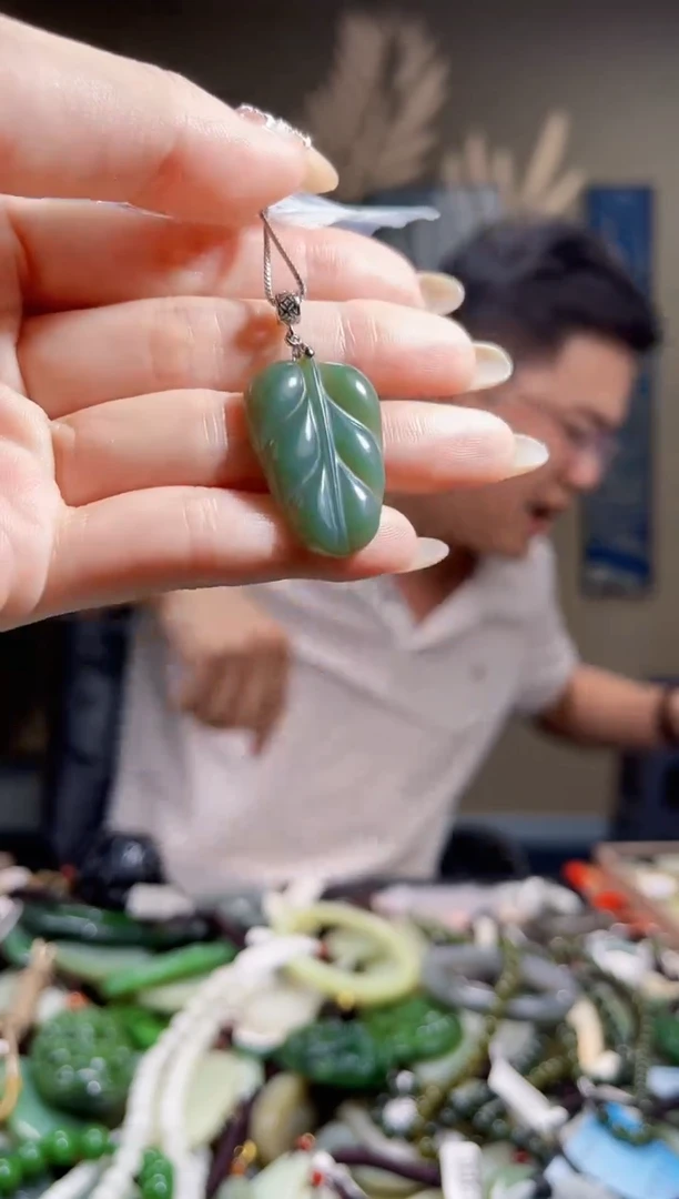 【闪购商品】和田玉颈饰未镶嵌拍一发一