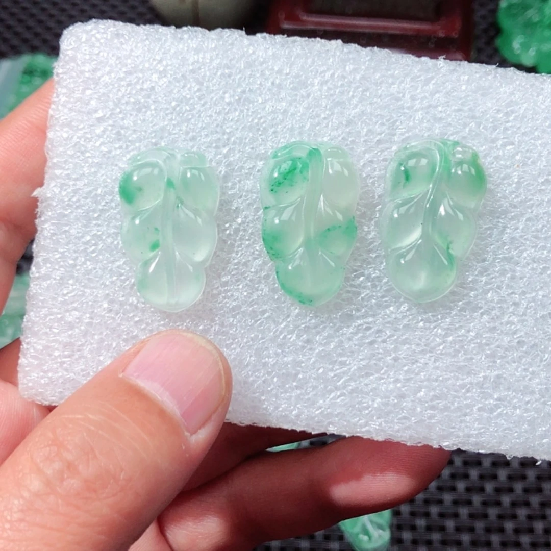 【闪购商品】石英质玉颈饰未镶嵌梦**贡