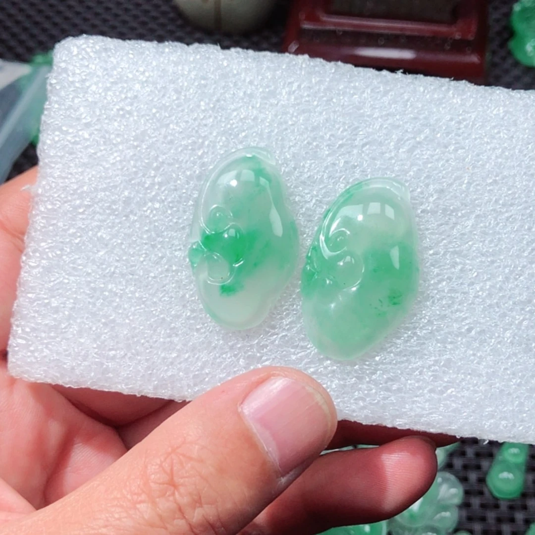 【闪购商品】石英质玉颈饰未镶嵌A***昵