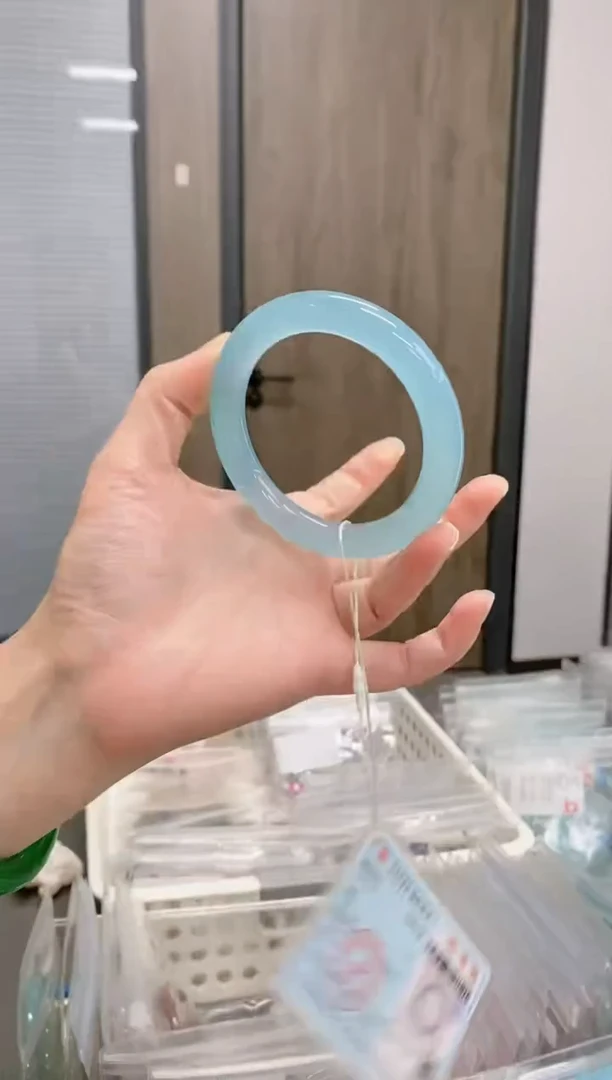 【闪购商品】玛瑙/玉髓手镯合金59-60圈