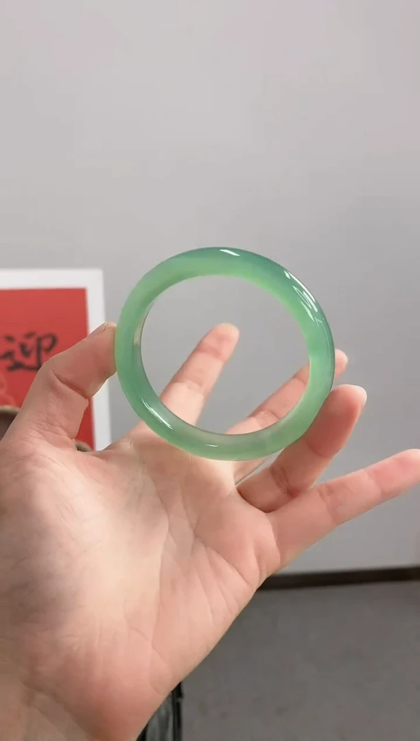 【闪购商品】玛瑙/玉髓手镯未镶嵌手镯56-57圈口