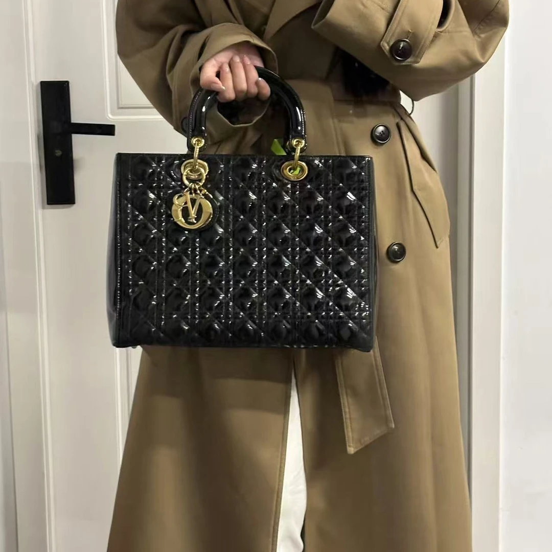 95新 DIOR/迪奥 戴妃大号七格 漆皮 斜挎包 95新