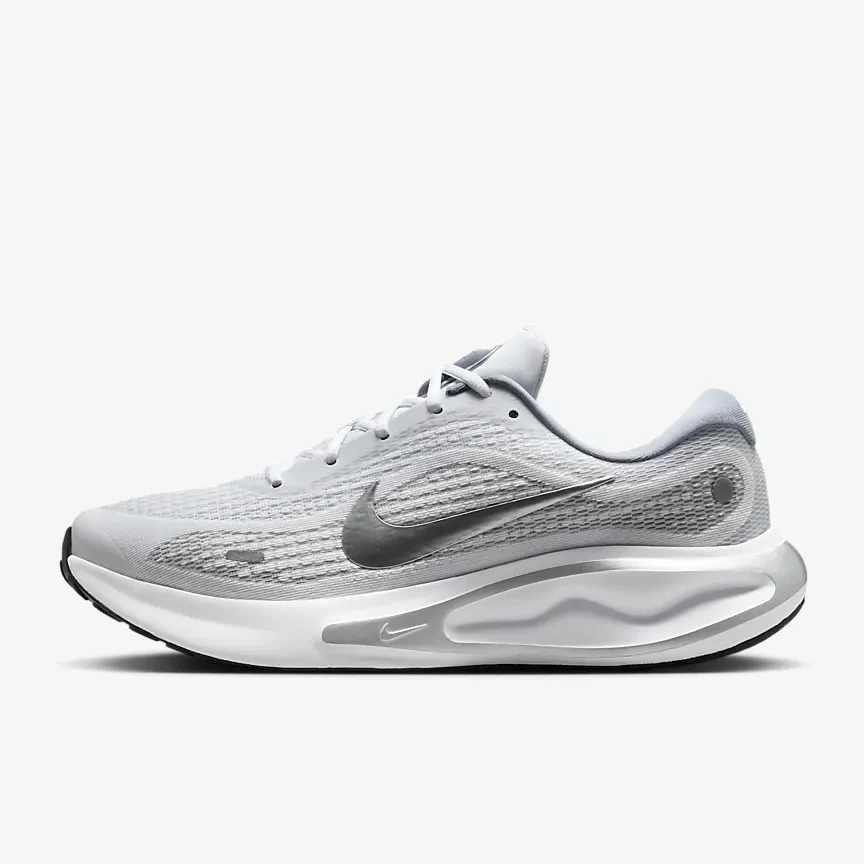 NIKE/耐克男子泡绵缓震舒适轻便网面透气白色公路跑步鞋FN0228104