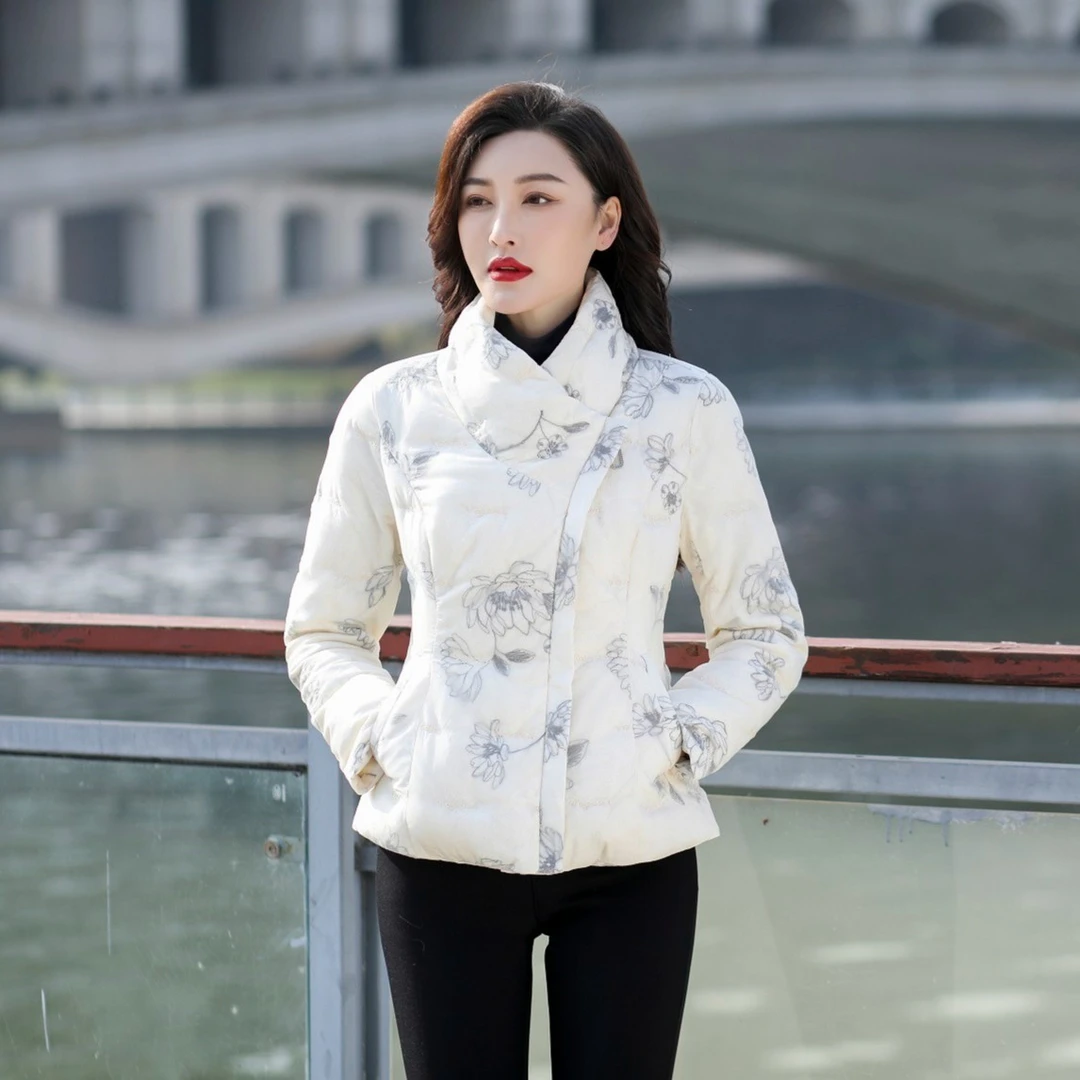 YRF-20540冬季白色轻薄短款立领羽绒服女保暖羽绒服白鸭绒外套