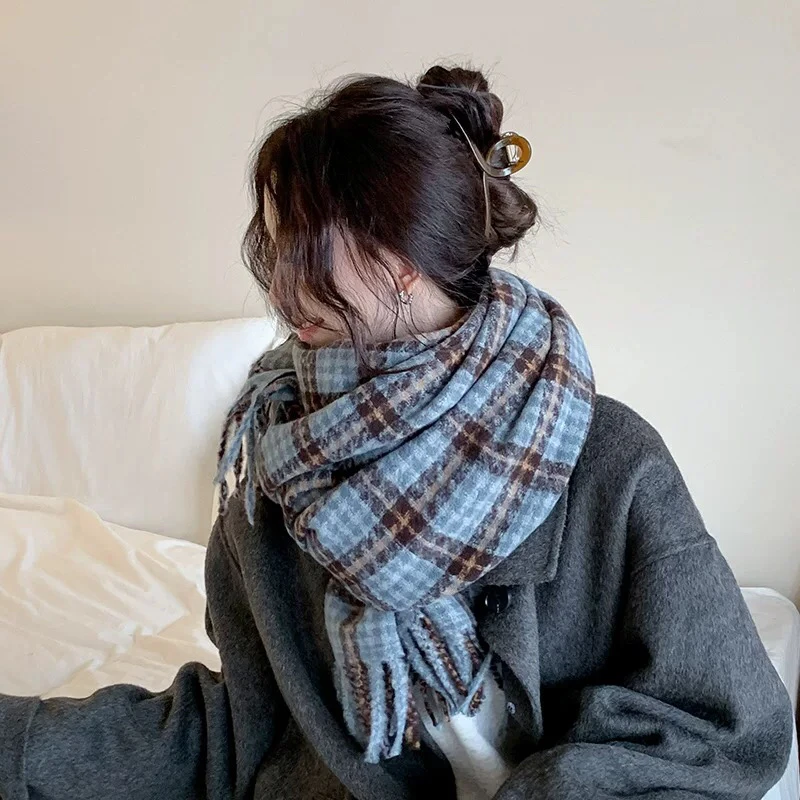 秋冬海盐蓝高级氛围感棋盘格子围巾女韩版显白百搭加厚保暖围脖