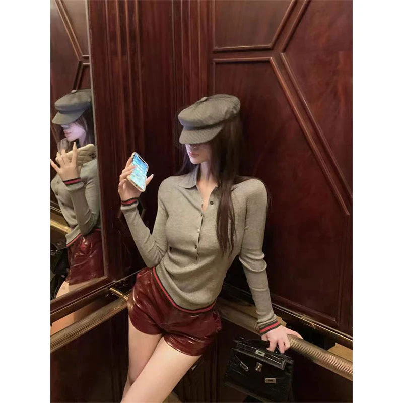2024年秋季新款ins气质御姐范修身针织上衣女配高腰短裤皮裤女