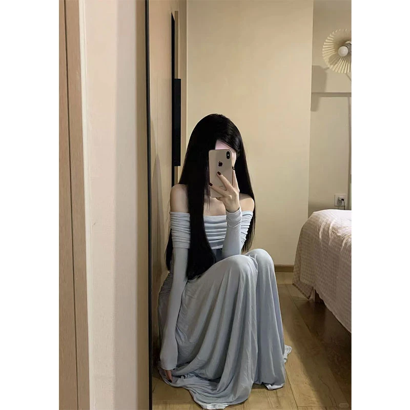 2024年早秋新款chic网红ins风减龄修身一字肩上衣女配高腰半身裙