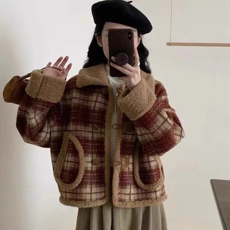 小香风短款毛领拼接外套女秋冬新款复古格子宽松毛呢上衣洋气百搭