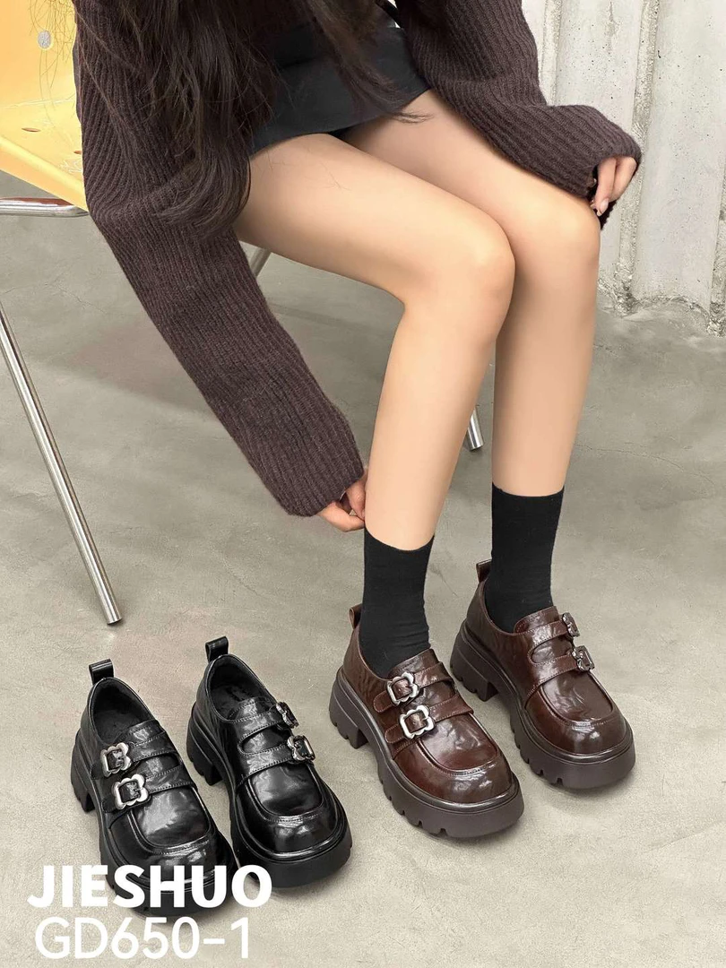 【余子艳实体鞋店】韩系复古风简约百搭厚底（加绒）乐福鞋