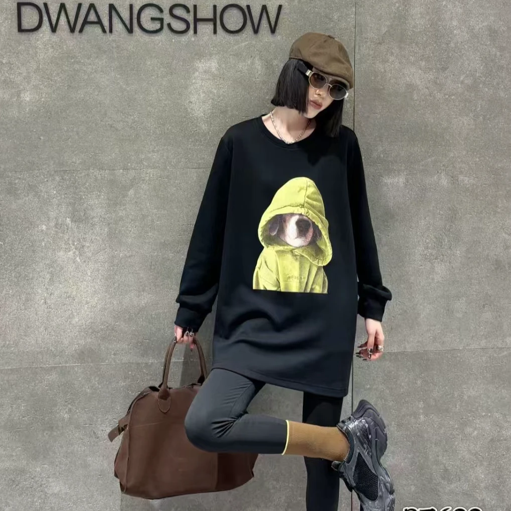 正肩显瘦大版秋冬新款长袖女装大码卫衣圆领宽松百搭卡通帽子狗