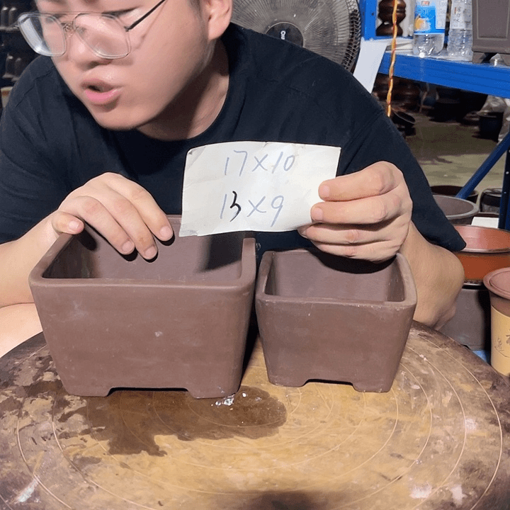 红陶20CM（含）-50CM（不含）17/13四方