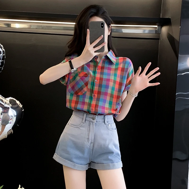 时尚洋气减龄休闲套装女夏季2024新款格子短袖衬衫渐变短裤两件套