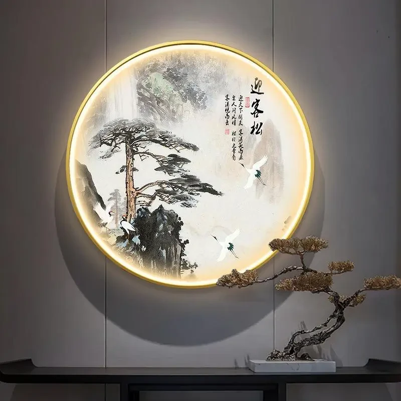 新中式入门玄关装饰画圆形禅意迎客松led灯画发光走廊过道晶瓷画
