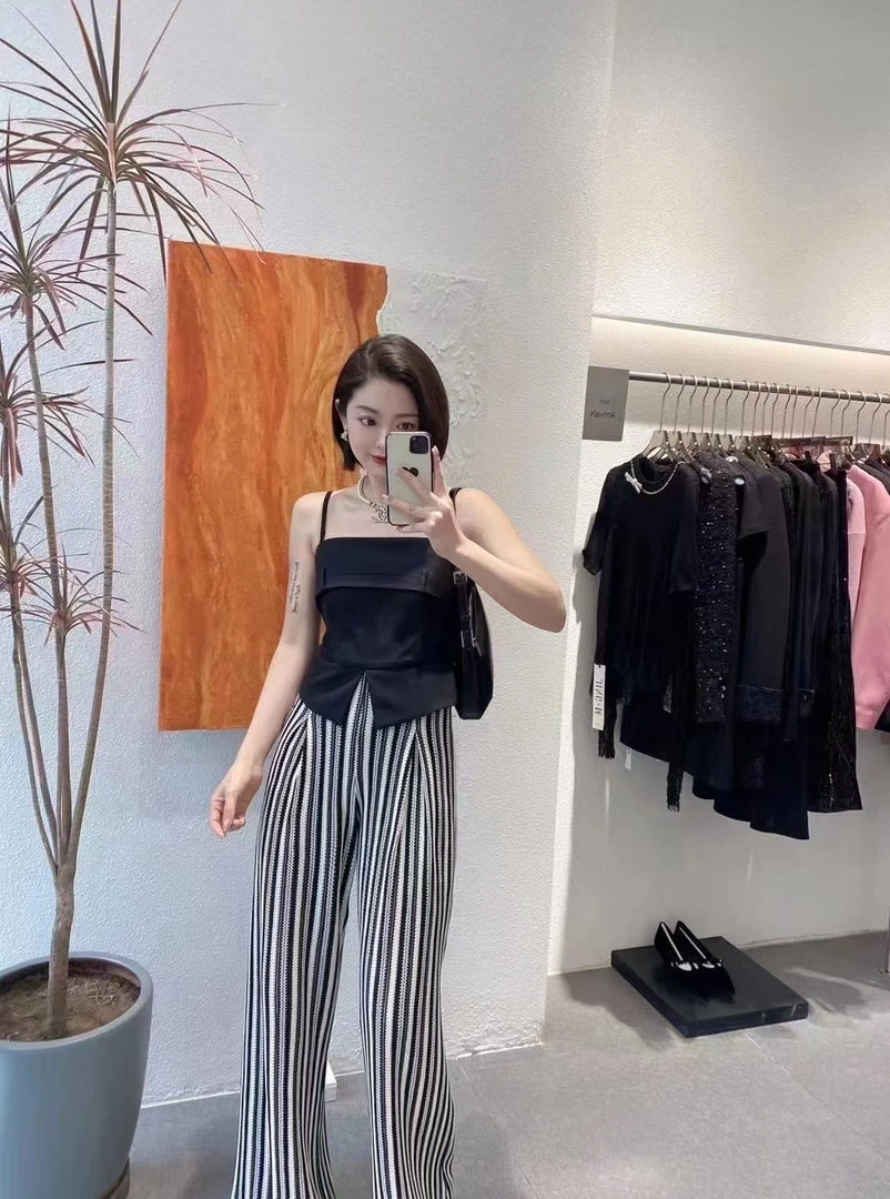 吊带背心直筒阔腿连体裤