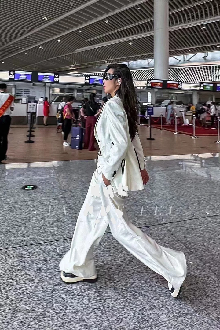 2023秋冬新款白色装饰贴条西装阔腿裤套装