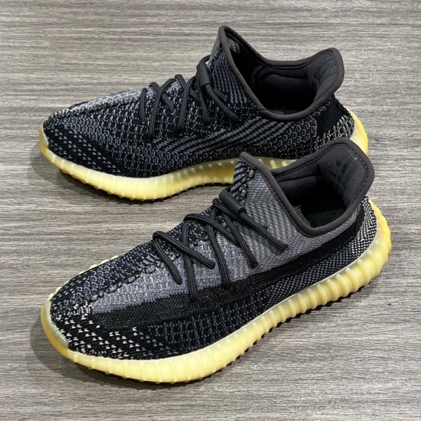 42.5码/Yeezy350黑芝麻 低帮休闲鞋 95新