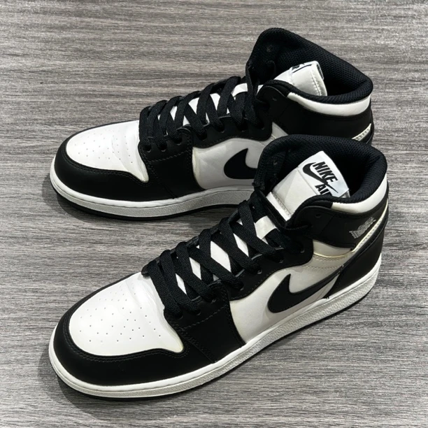 39码/AJ1熊猫 高帮篮球鞋 95新 公价3899