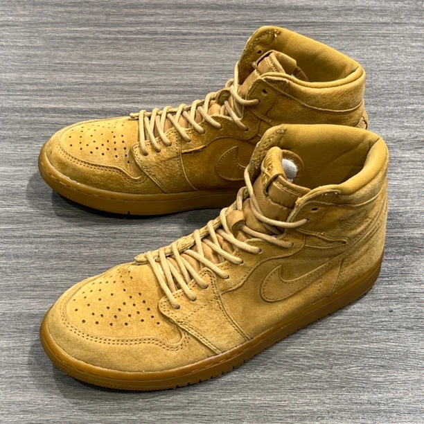 42码/AJ1小麦 高帮篮球鞋 9新 公价1299