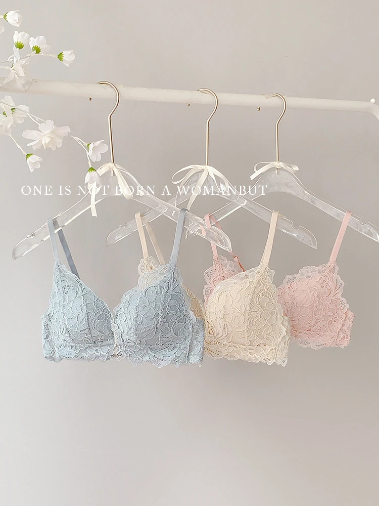 内衣女小胸聚拢薄款法式文胸无钢圈收副乳上托蕾丝胸罩套装21W151