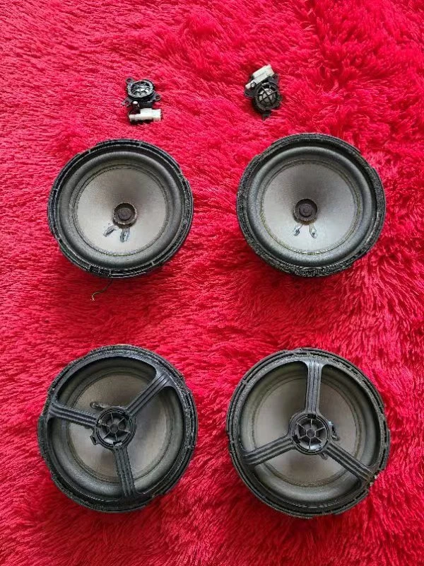 现代羊毛盆一套前门中低后门同轴，高音一对，适合小改