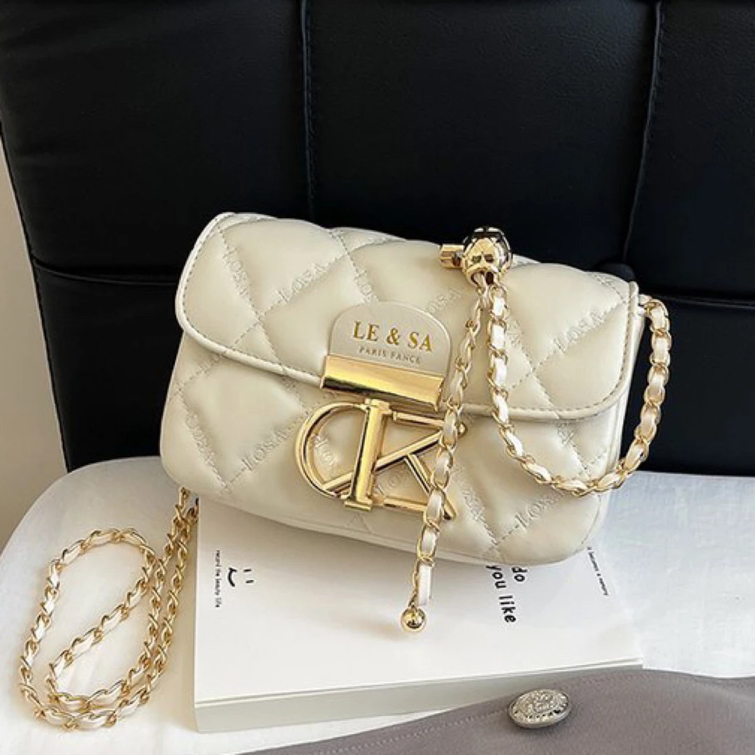 新款轻奢百搭高级感气质时尚斜挎女士包5216白