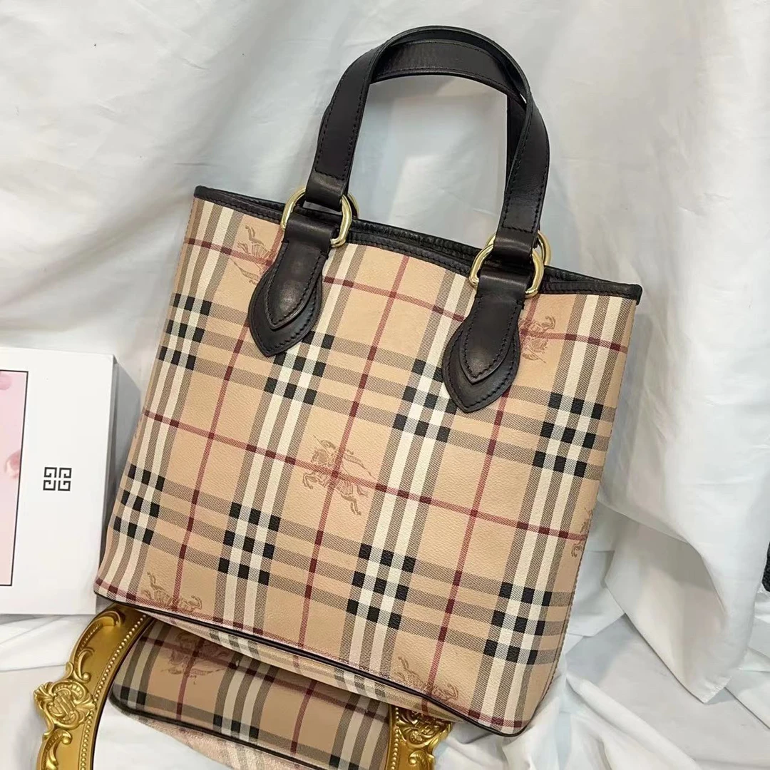 95新 BURBERRY/博柏利 巴宝莉/95新/战马手提推特包/聪聪