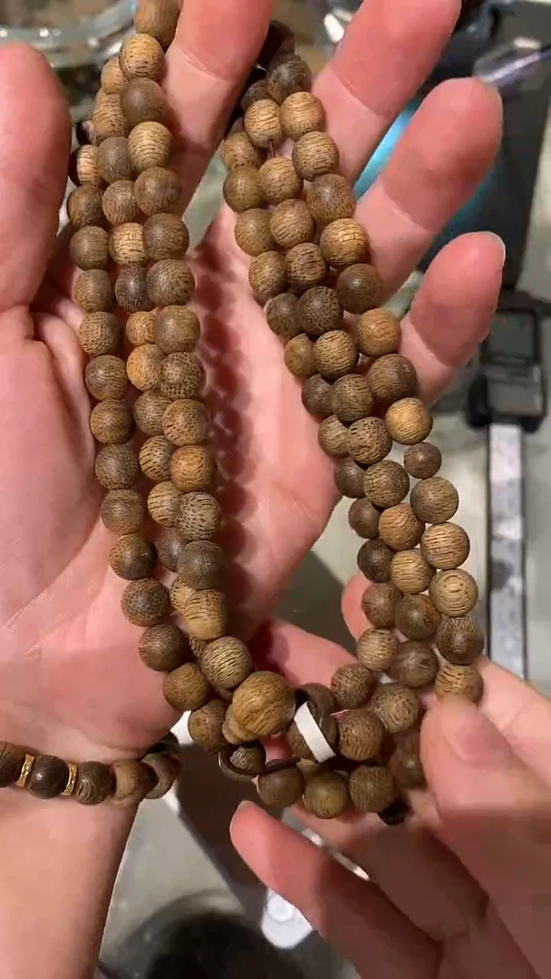 【闪购商品】沉香手串文莱0..8多圈