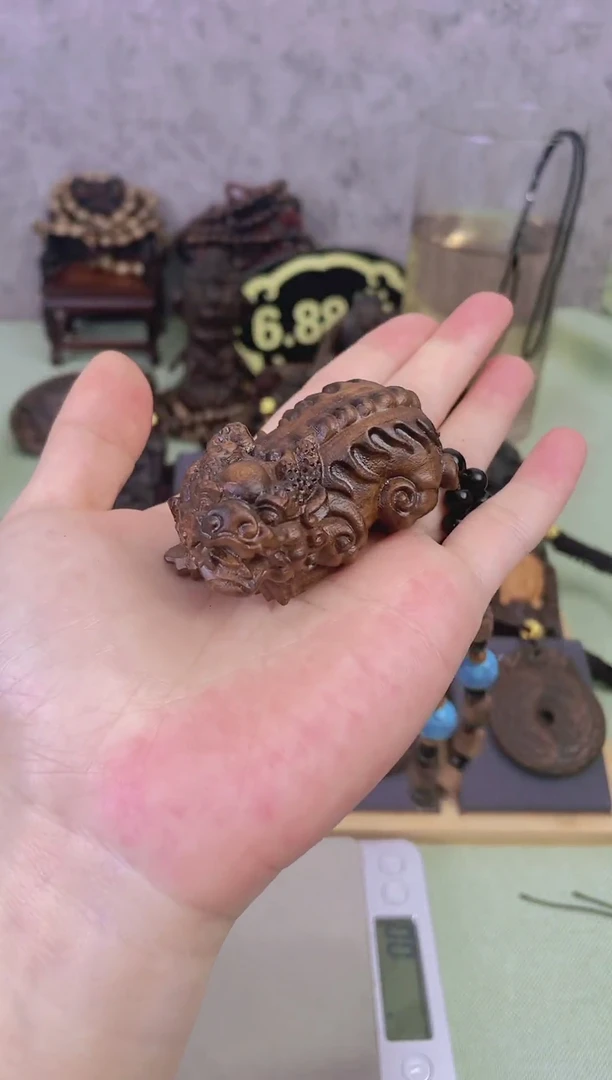 【闪购商品】香木双角貔貅