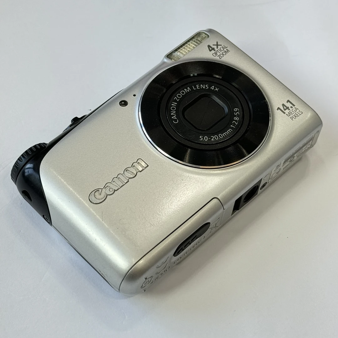 95新 Canon/佳能 a2200银色1410w像素4倍光学变焦复古ccd相机