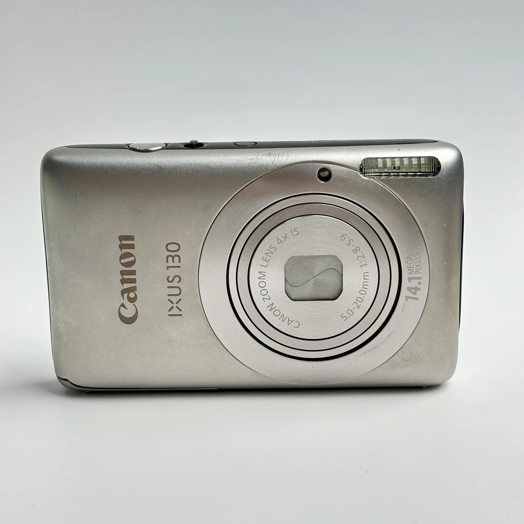 95新 Canon/佳能 ixus130银色1410万像素4倍变焦复古ccd数码相机