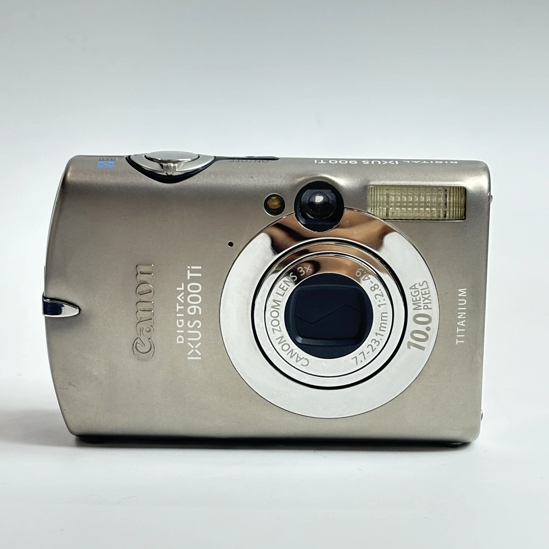 95新 Canon/佳能 ixus900银色1000万像素3倍变焦复古ccd数码相机