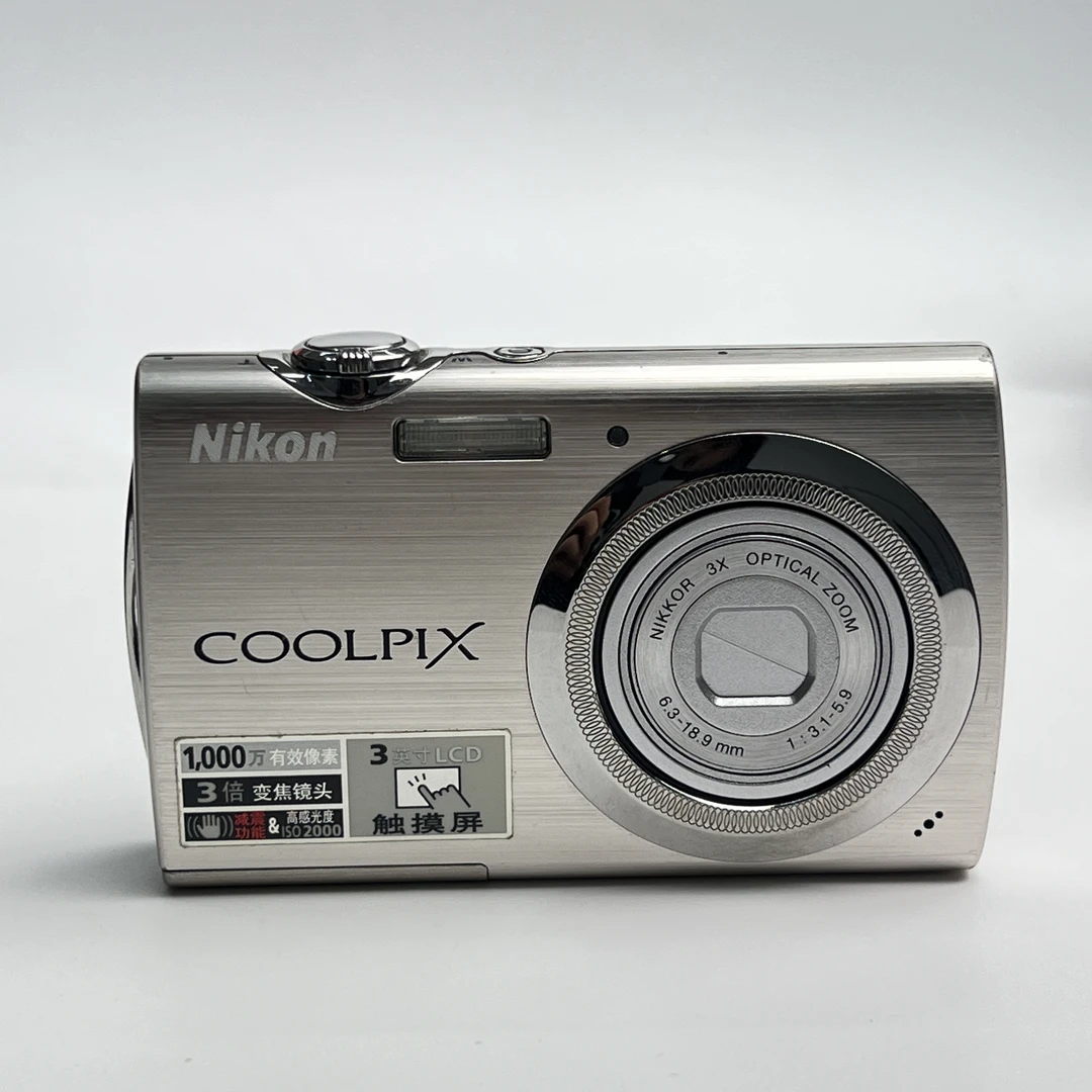 95新 Nikon/尼康 s230银色1000万像素3倍光学变焦复古ccd相机