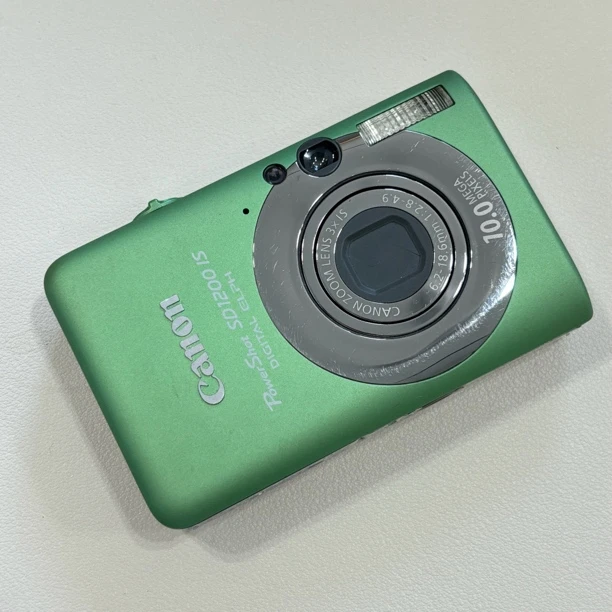 95新 Canon/佳能 欧版ixus95绿色1000万像素3倍变焦复古ccd相机
