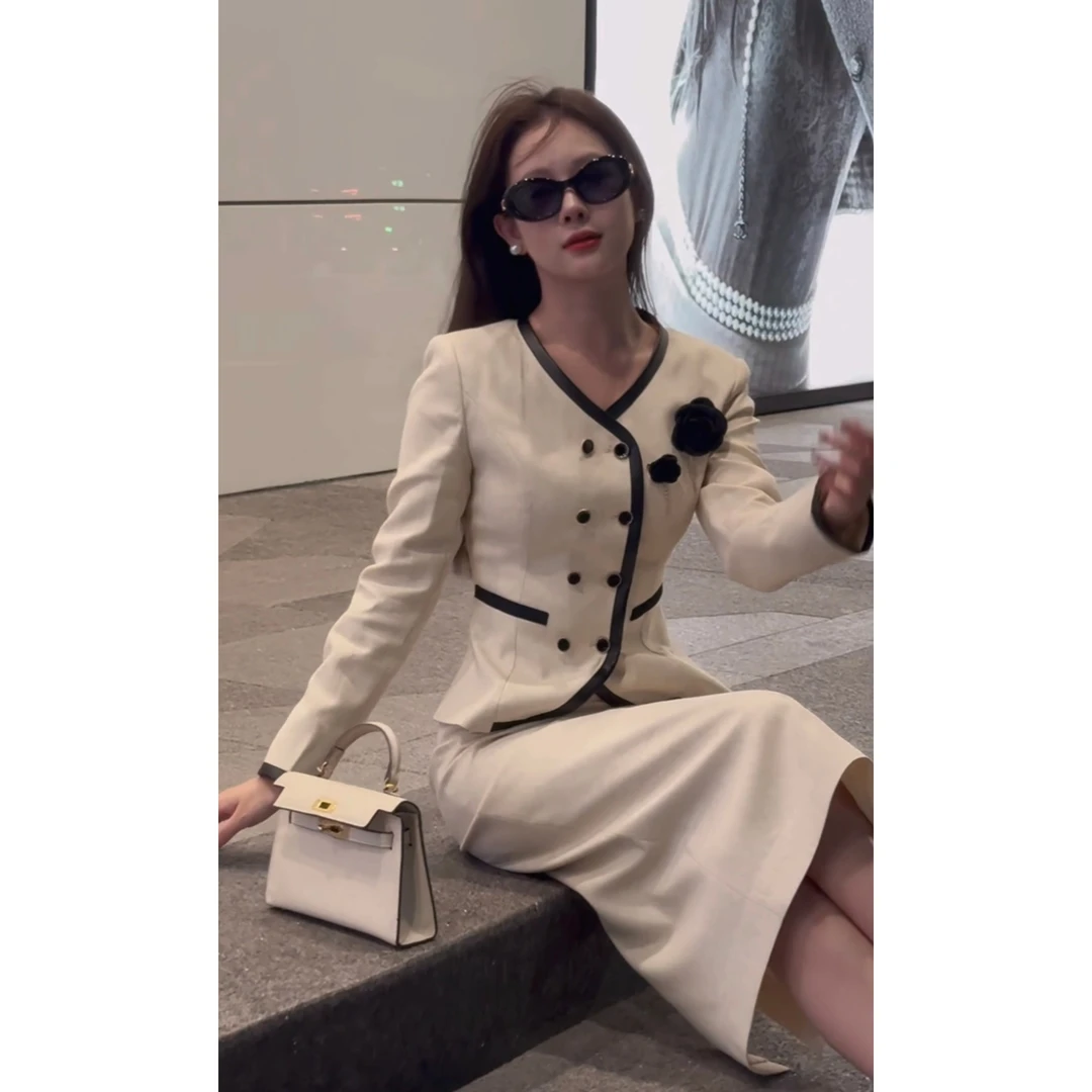 SANSAN-欧若拉-秋季轻奢气质法式修身女神范显瘦小香风时尚套装裙