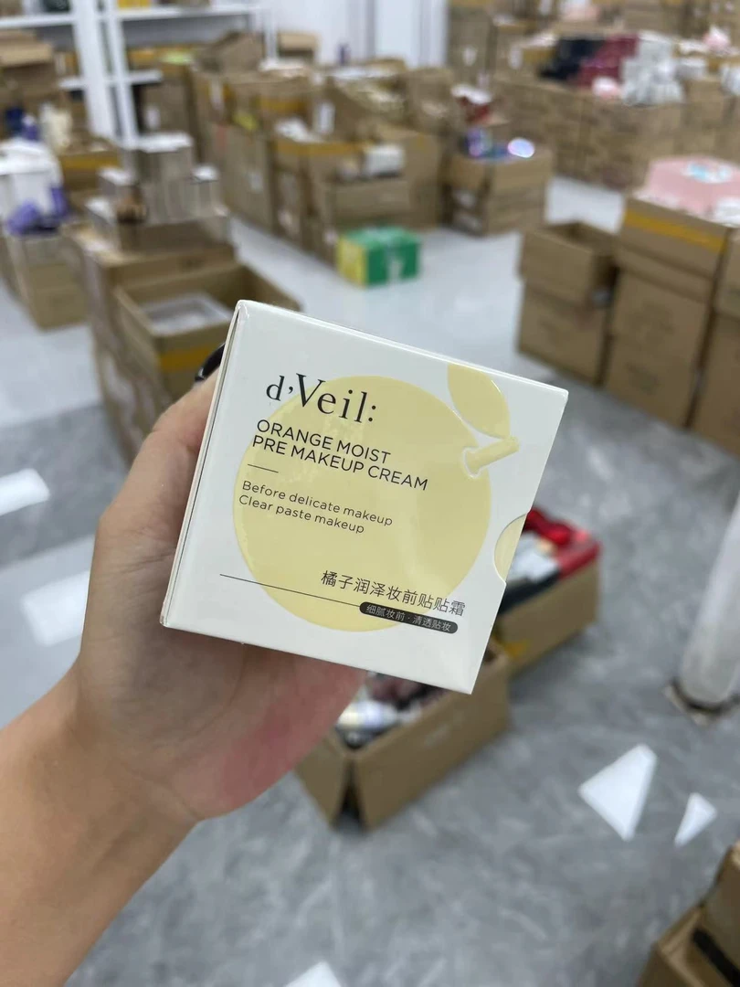 润泽妆前贴贴霜.