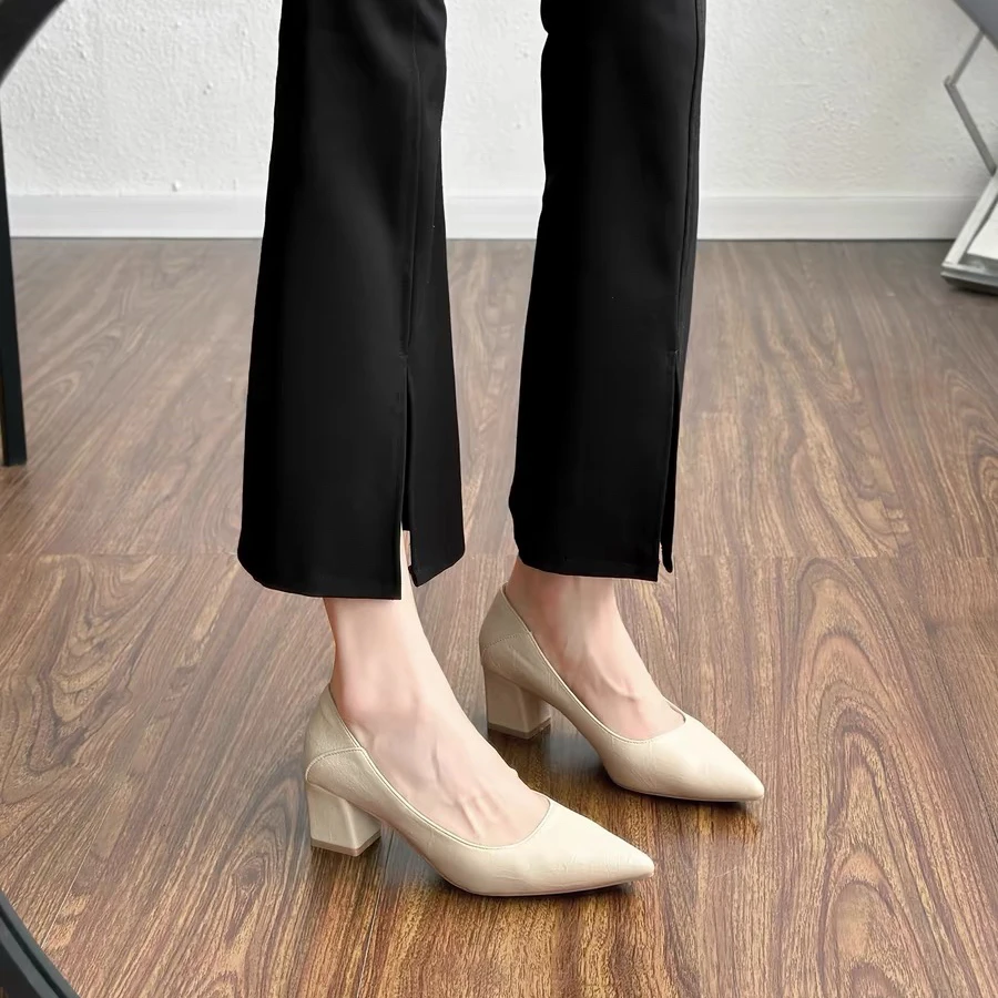 2025年秋新款杏色高跟鞋女两穿气质软皮不累脚职业浅口粗跟单鞋女