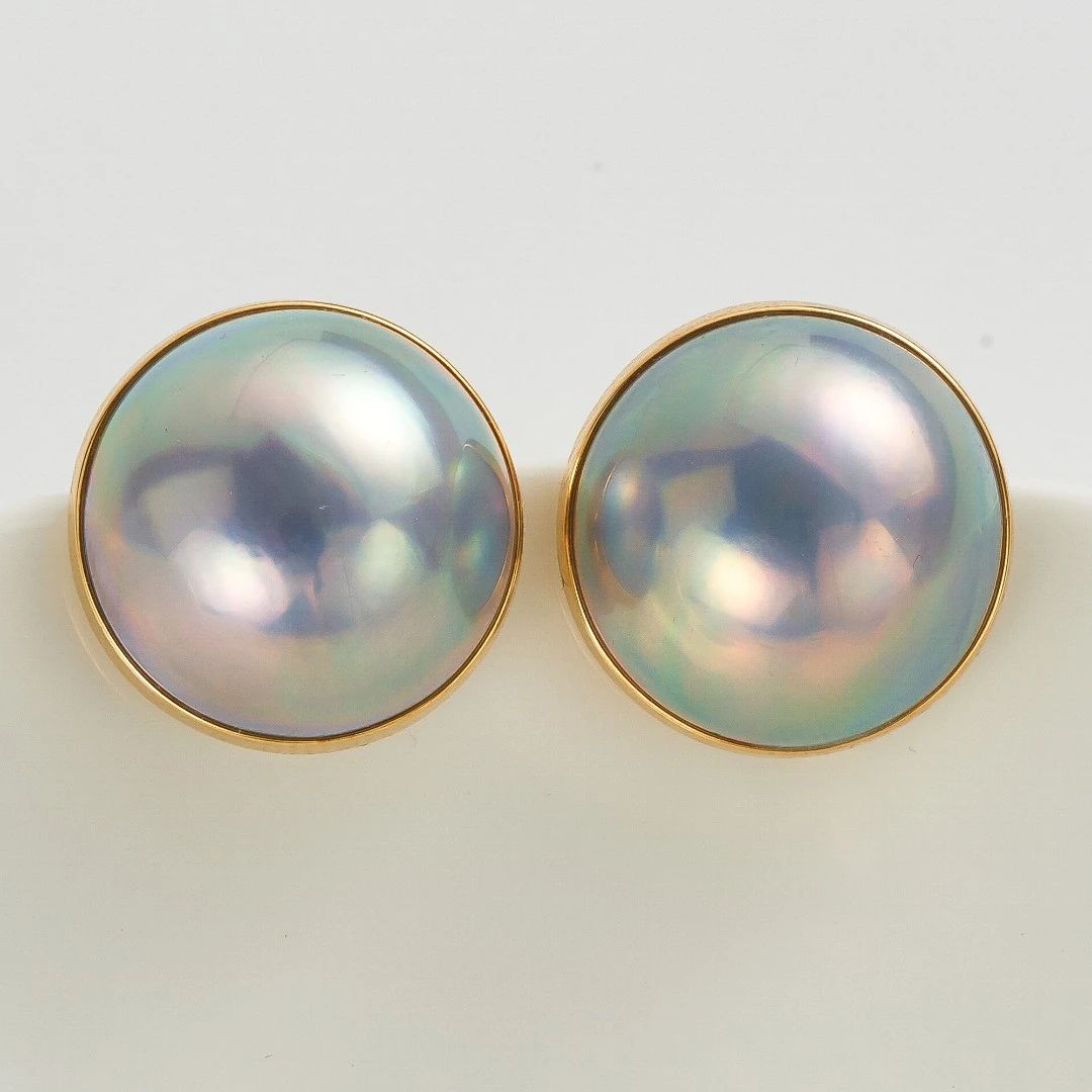 XIAI/玺爱18K金镶嵌时尚精致炫彩海水星空蓝马贝耳钉【YY---35015】